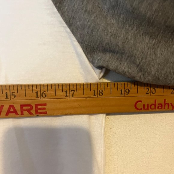 Danskin Now Baseball Shirt Womens Large 3/4 Sleeve Loose White Gray Relaxed - Picture 3 of 7